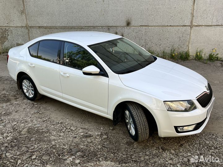 Skoda Octavia 1.6 AT, 2015, 209 654 км