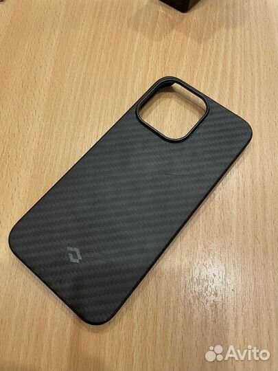 Pitaka iPhone 13 pro