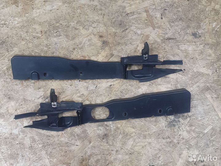 Накладка крыла левого правого форд фокус 2