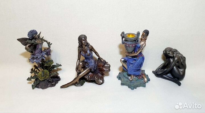 Статуэтки девушек