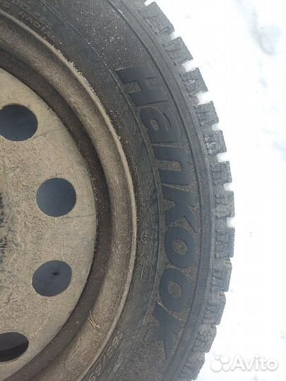 Шины с дисками hankook - 4 шт