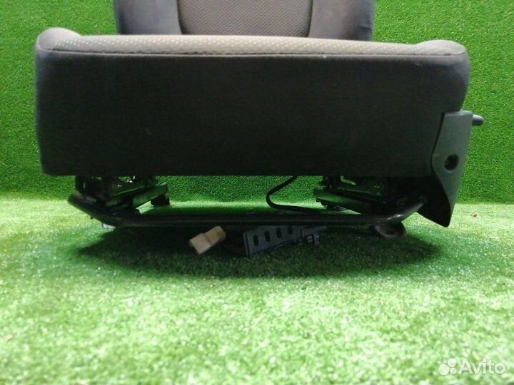 Сиденье переднее левое Hyundai Solaris 1