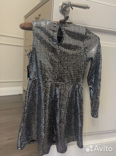 Платье zara 134 нарядное