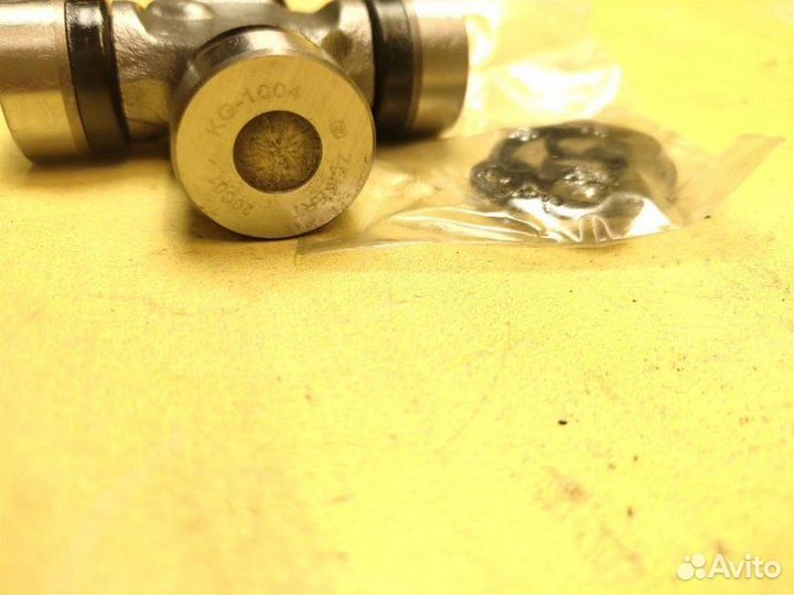 Крестовина карданного вала переднего Nissan Navara