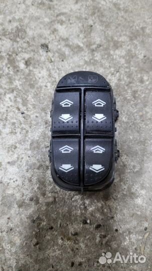 Блок стеклоподъемников Ford Focus хэтчбек 2L zetec