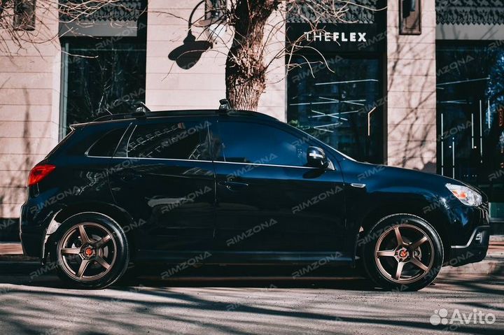 Литые диски R18 Work T5R