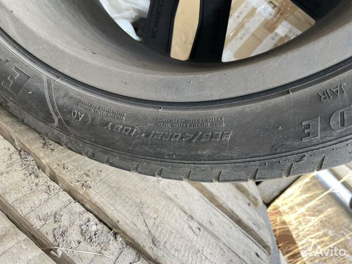 Goodyear Eagle F1 Asymmetric 285/40 R21