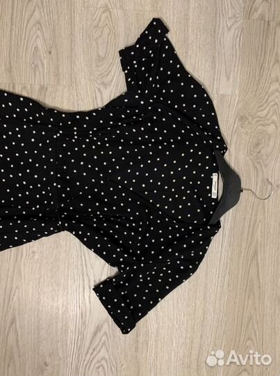 Платье в горошек Mango