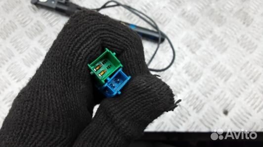 Защелка ремня безопасности opel zafira B (CBR07NV0