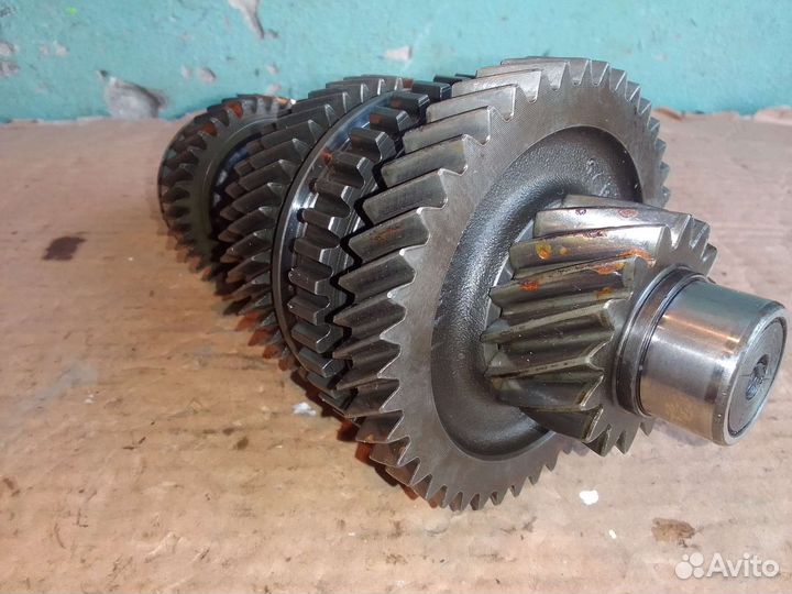 Вторичный вал кпп 1.8 Fiat Marea