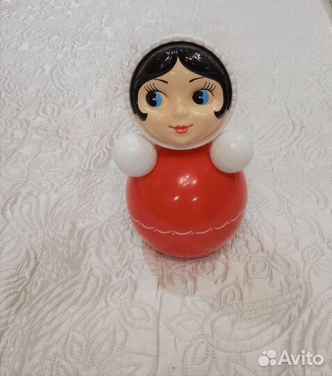 Детская пирамидка. Неваляшка