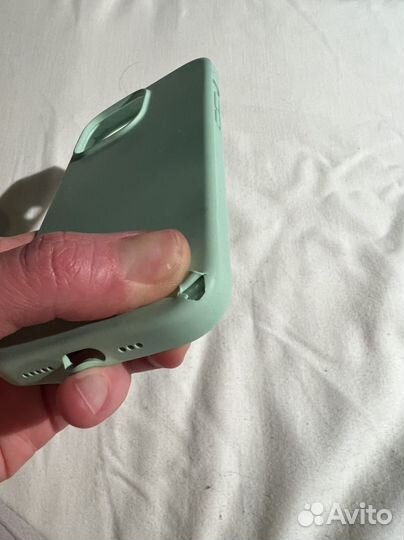 Чехол на iPhone 13 pro uBear