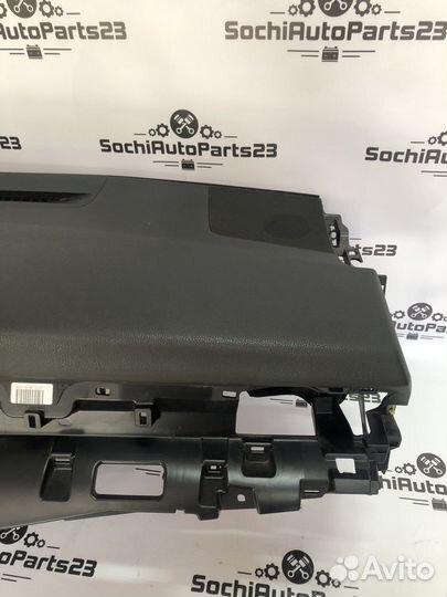 Торпеда с подушками Toyota Camry V70