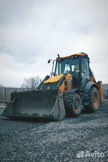 JCB. Экскаватор - погрузчик Гидромолот трамбовка
