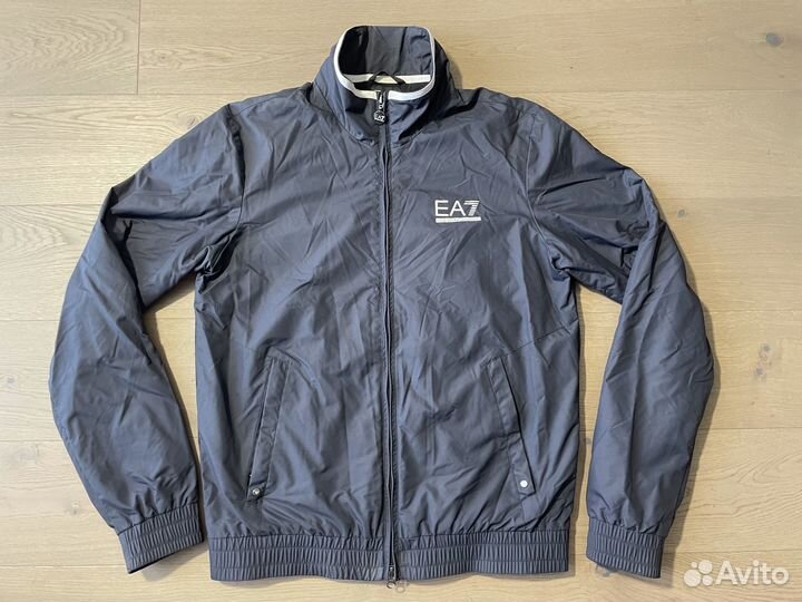 Куртка Emporio Armani 7 (черная, S)