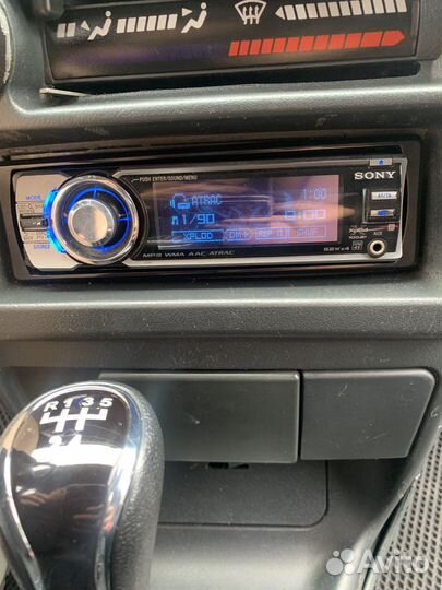 Магнитофон