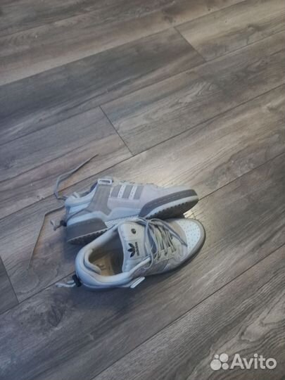 Кроссовки adidas