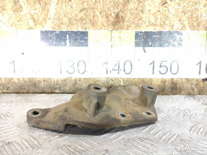 Кронштейн гидроусилителя Mitsubishi L200 2006-2016