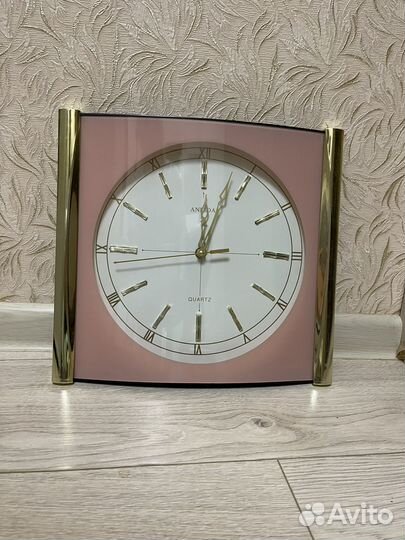 Часы настенные