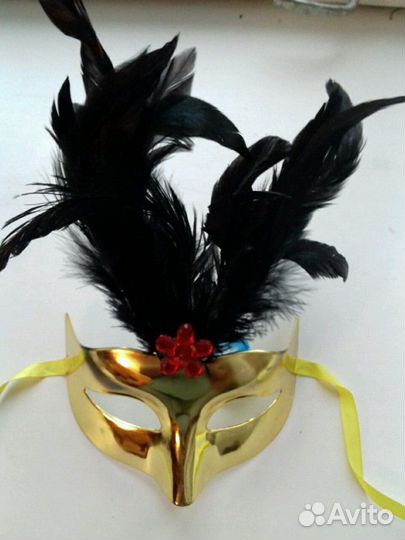 Маска карнавальная