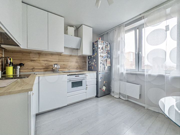 3-к. квартира, 75 м², 14/17 эт.