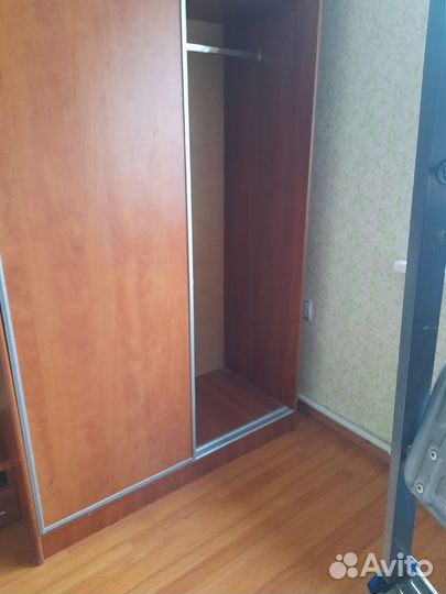 Шкаф купе с зеркалом