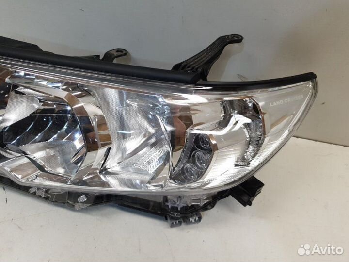 Фара левая Toyota Land Cruiser Prado 150 2018