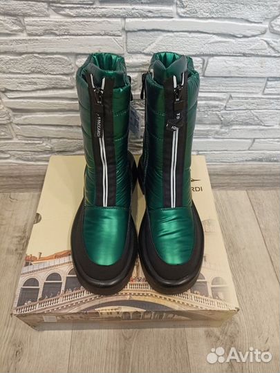 Дутики новые 38