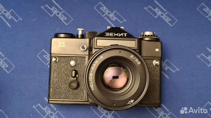 Фотоаппарат Зенит. Объектив гелиос-44м. СССР