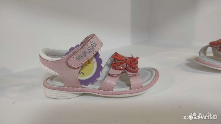 Сандалии новые 25
