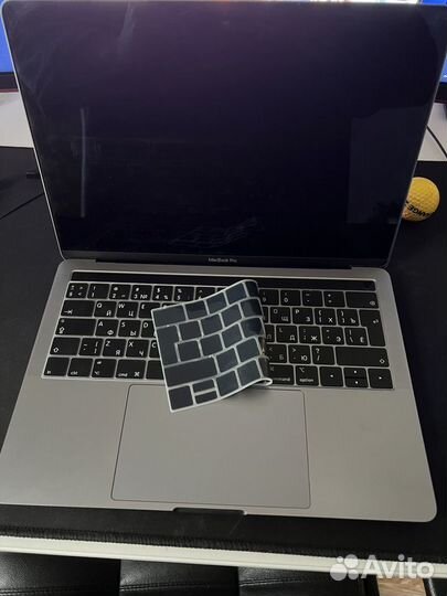 Macbook pro 13 2019 touch bar