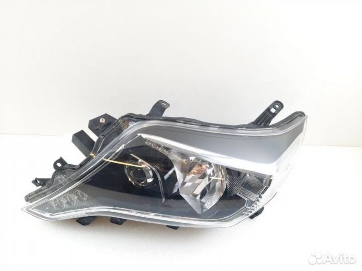 Фара левая Toyota Land Cruiser Prado 150 2013-2017