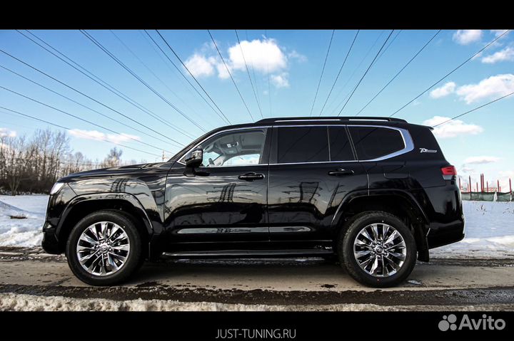 Диски R20 на Toyota Land Cruiser 300