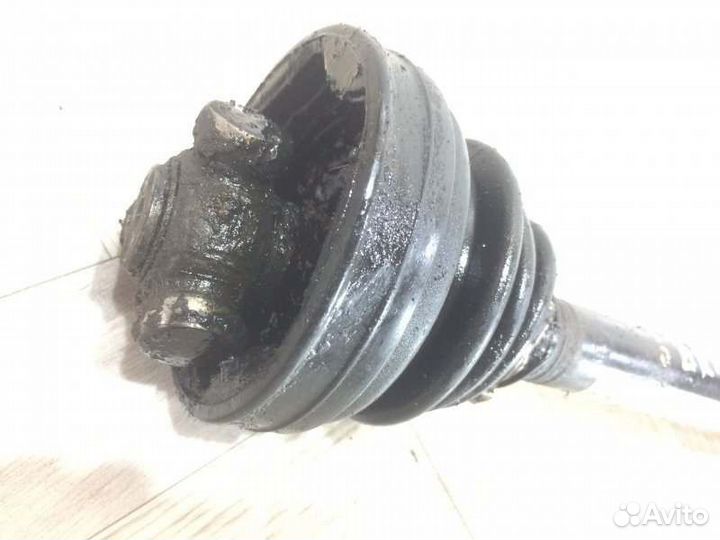 Привод полуось шрус передний левый Volkswagen