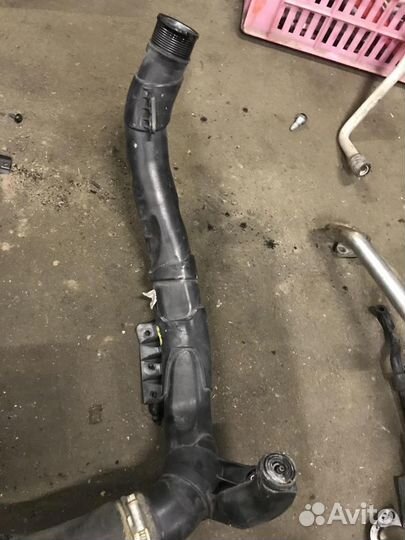 Патрубок интеркулера Volkswagen Passat CC 2008-20