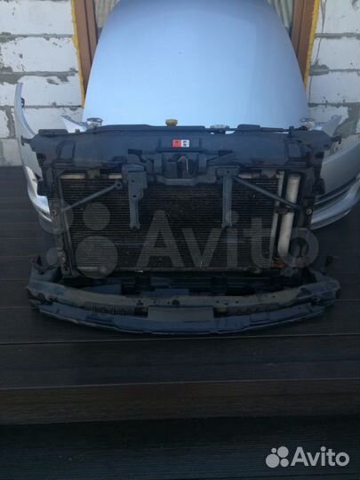 Передняя панель(телевизор) мазда 6 2010 год