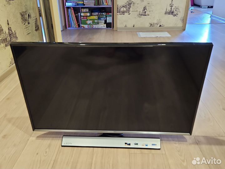 Продам LED телевизор Samsung Lt32e310ex