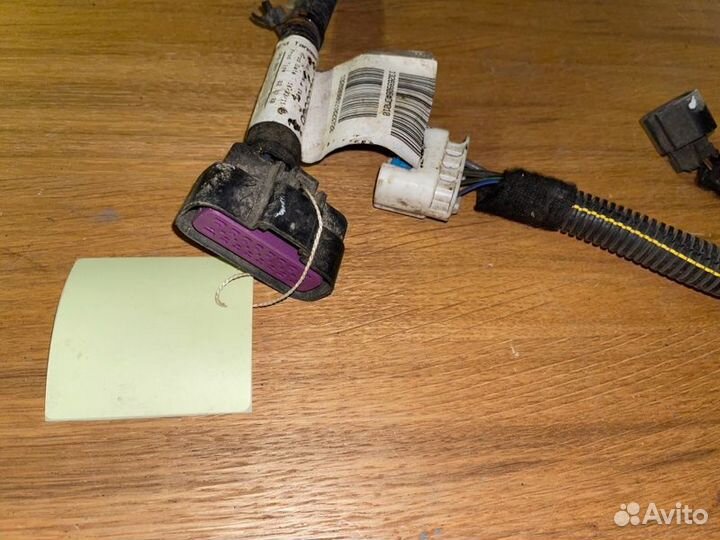 Проводка топливного насоса Opel Astra J A16XER