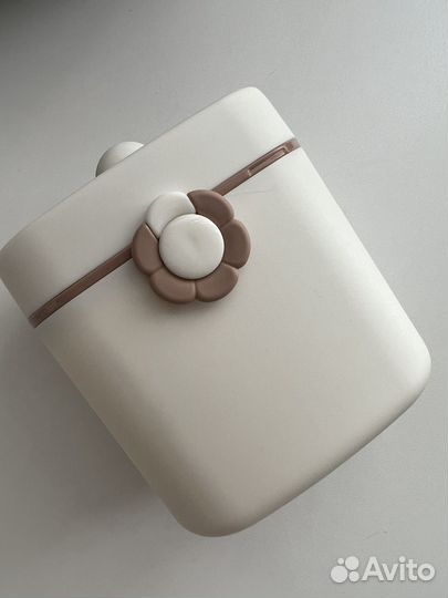 Контейнер для детской смеси или каши