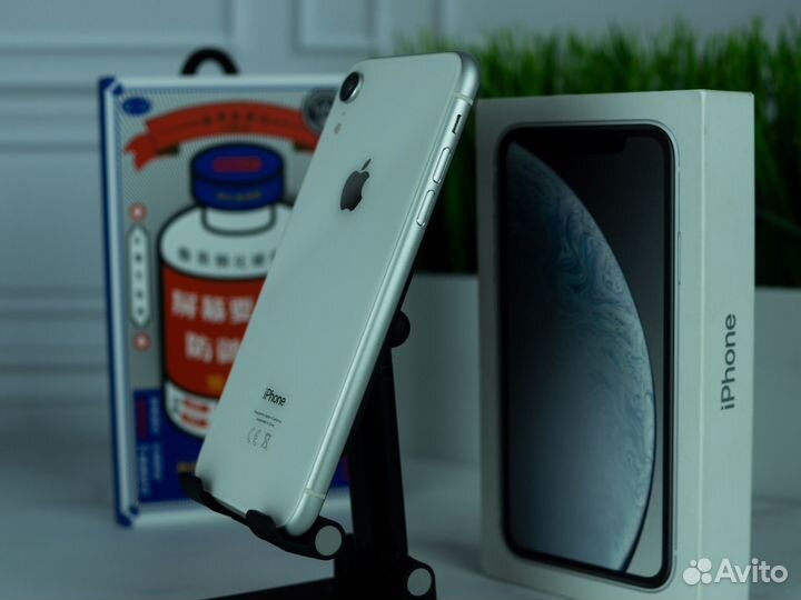 iPhone Xr, 64 ГБ