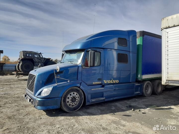 Volvo VNL 780, 2008