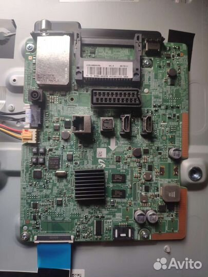 Samsung ue32j4500akxru