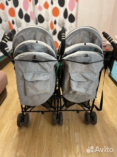 Коляска для двойни