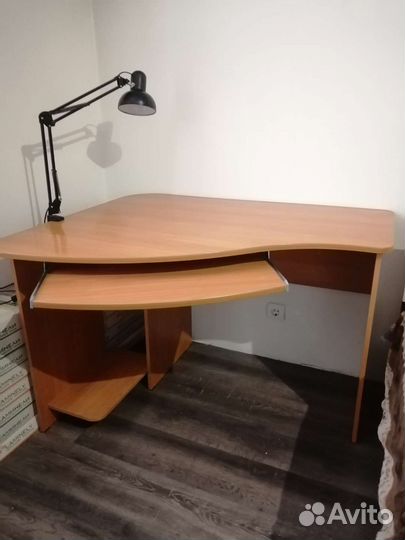 Стол компьютерный угловой