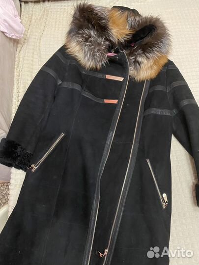 Дубленка натуральная женская с капюшоном