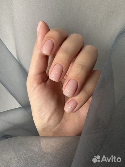 Маникюр педикюр