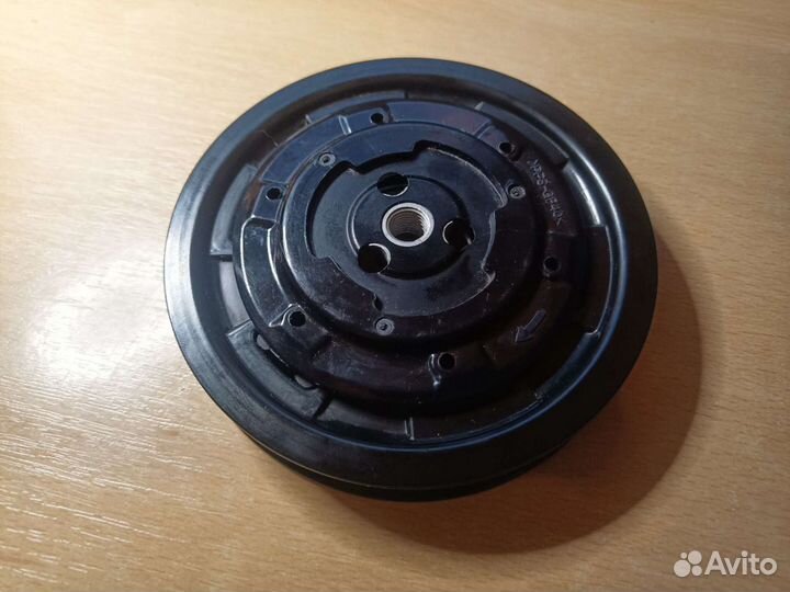 Муфта кондиционера Toyota jaris