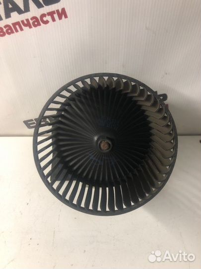 Мотор печки Opel Vectra B седан X16XEL 1.6 1999