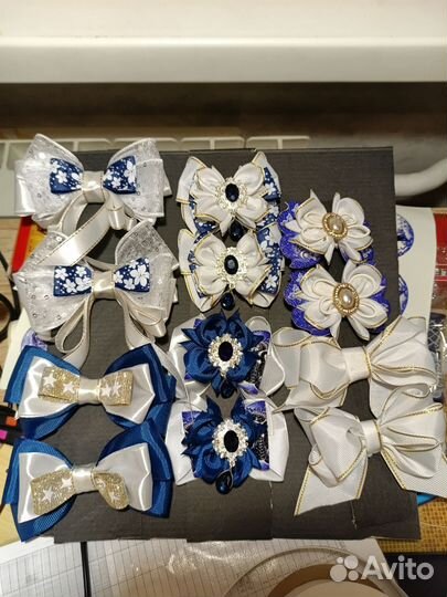 Школьные бантики на резинках