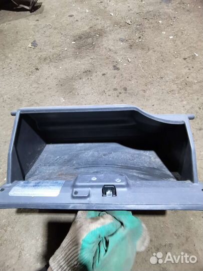 Бардачок nissan almera n15